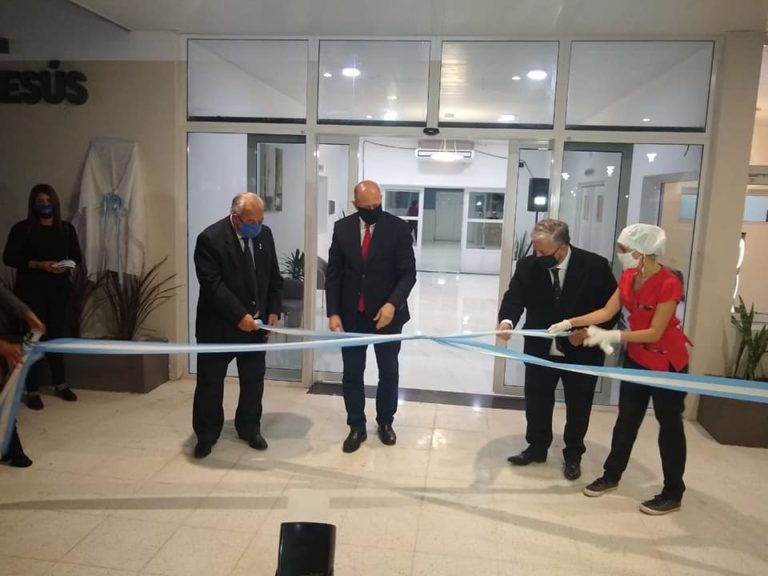 Video con Amaro Fito González. Timbúes inauguró su propio hospital comunal, con la presencia del Gobernador Perotti