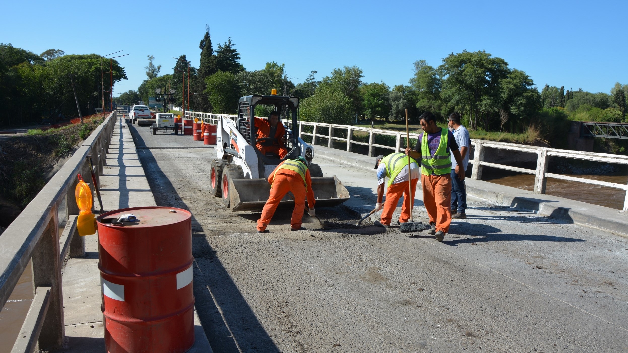 Vialidad Nacional está reparando el puente de la Ruta 11 sobre el Río Carcarañá