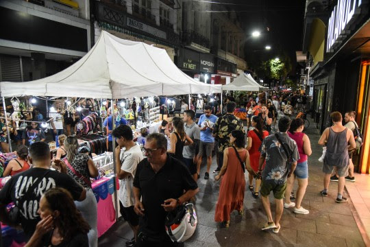 Noche de Peatonales: se suman las Ferias y Mercados Arriba Rosario