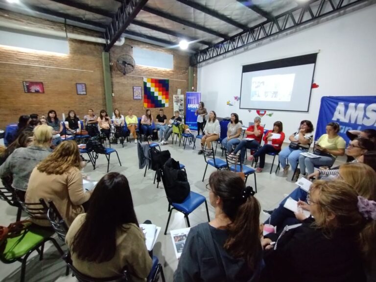 AMSAFE informa: Traslados Secundaria. Talleres ESI en Escuelas. Paritarias. Formación Docente