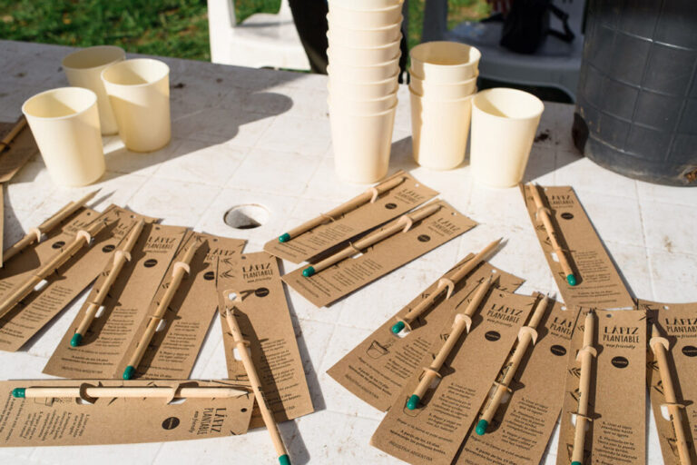 Este sábado entregarán presentes a cambio de residuos reciclables en la plaza San Martín