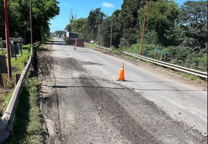 Vialidad Nacional retomó la reparación de Ruta 11 entre Timbúes y La Ribera