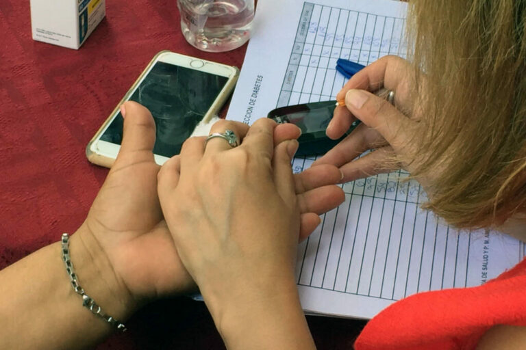 La Municipalidad realizará controles de glicemia gratuitos en la Esquina de los Bancos La Municipalidad realizará controles de glicemia gratuitos en la Esquina de los Bancos