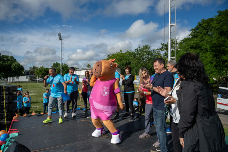 Dos días para explorar, jugar y descubrir nuevos deportes: comenzó Jugarte en San Lorenzo Dos días para explorar, jugar y descubrir nuevos deportes: comenzó Jugarte en San Lorenzo