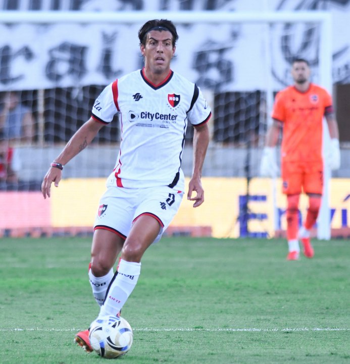 Newell’s perdía con Riestra, pero lo empató sobre el final Newell’s perdía con Riestra, pero lo empató sobre el final
