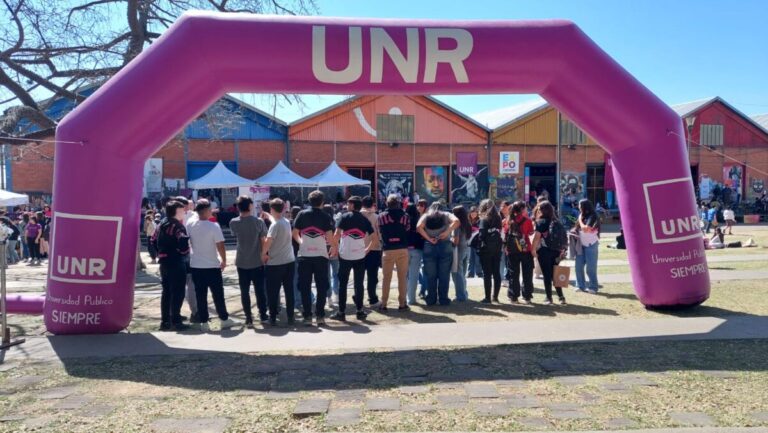 Efecto Milei: “Ojalá el presidente reflexione y no formalice el veto” pide el rector de la UNR